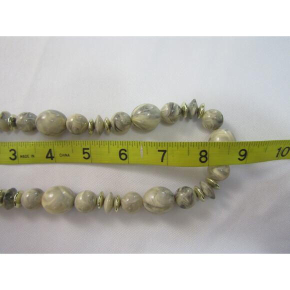Gray/Cream Marble Round Gemstone Beaded Gold Tone Spacer Necklace Long 16.5" - Picture 4 of 6